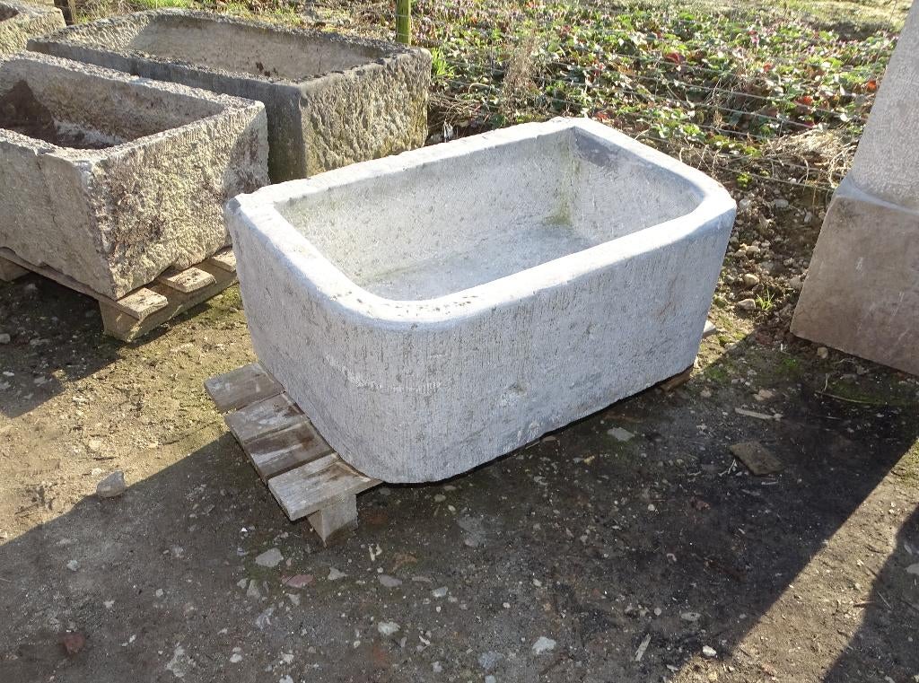 oude arduinen gootsteen wasbak lavabo pompbak, Ophalen