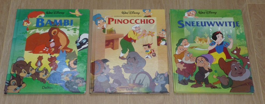 Walt Disney BAMBI, PINOCCHIO, SNEEUWWITJE (Deltas), Ophalen of Verzenden, Gelezen, Sprookjes