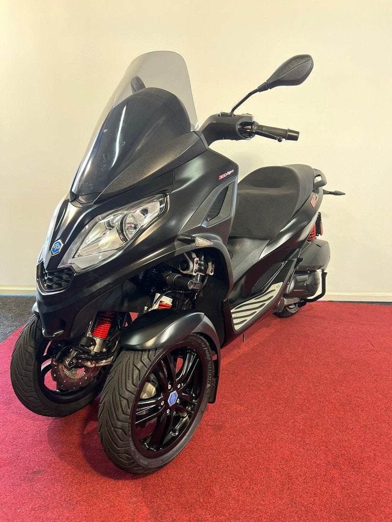 Piaggio MP3 300 HPE Sport - foto 3