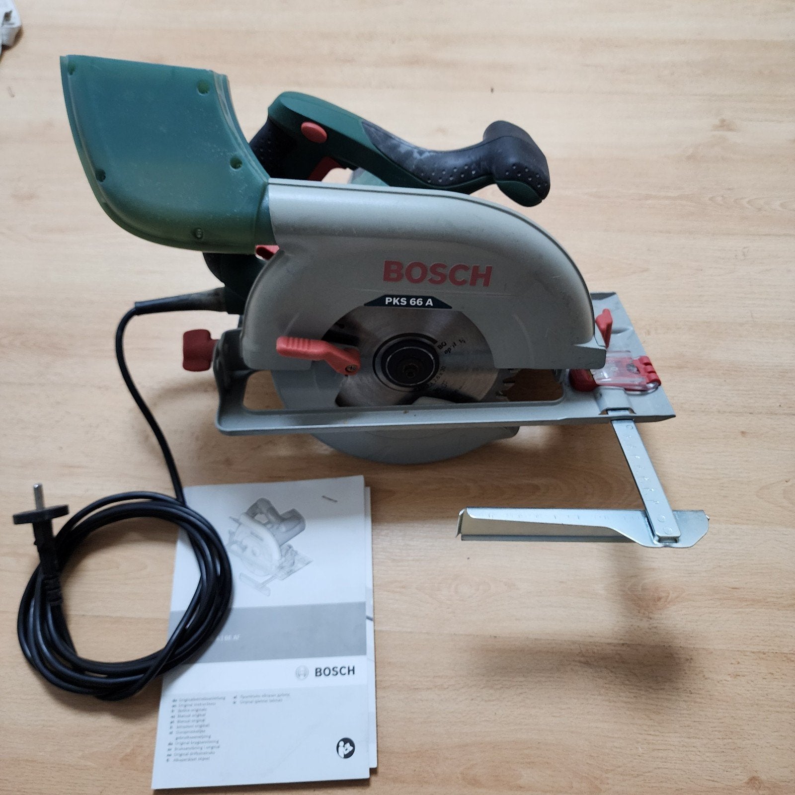 Bosch Cirkelzaag PKS 66 A - Goede staat, Ophalen