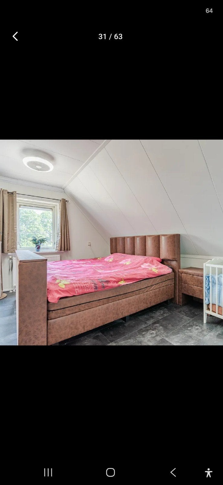 Tweepersoons boxspring bed met nachtkastjes., Ophalen, Bruin, Tweepersoons, Zo goed als nieuw