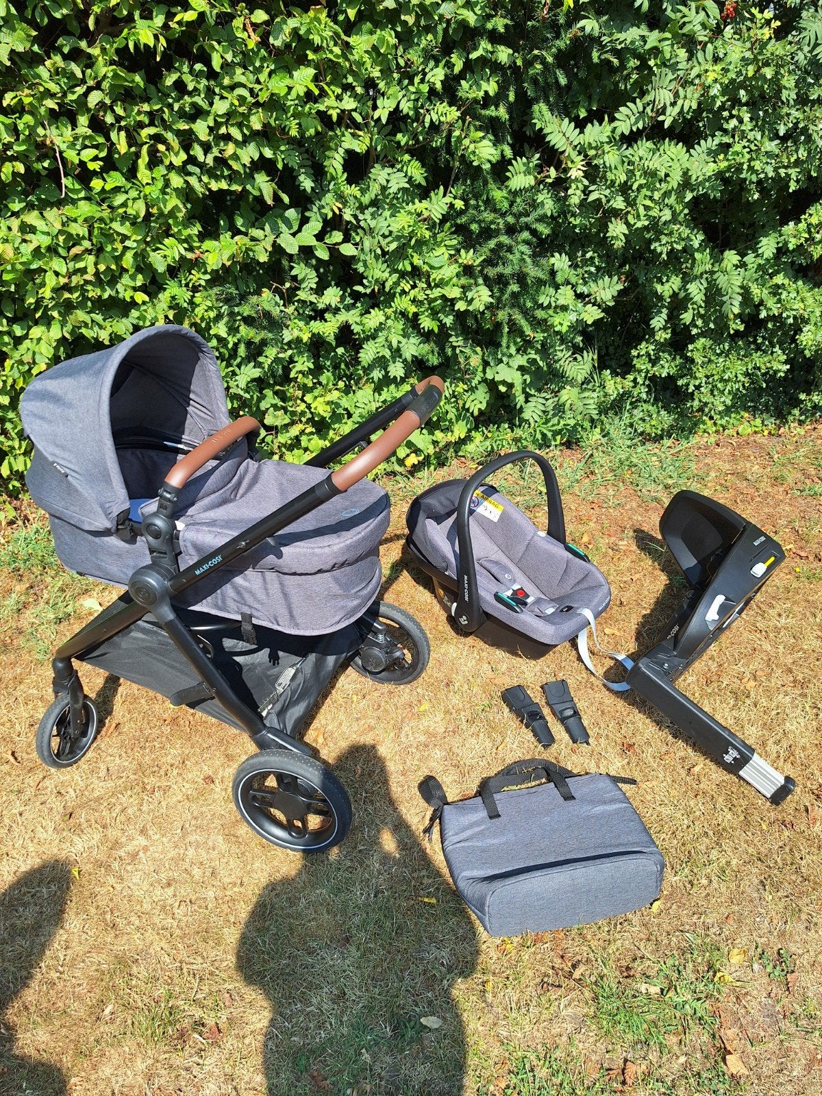 Maxi-Cosi Zelia S Complete Kinderwagen Set met Autostoel, Zo goed als nieuw, Verstelbare duwstang, Maxi-Cosi, Ophalen