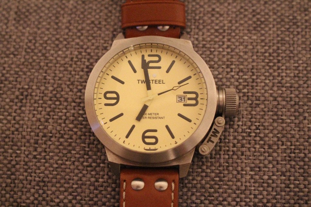 TW Steel 21R in absolute nieuwstaat!, Sieraden, Tassen en Uiterlijk, Horloges | Heren, Overige materialen, Leer, Polshorloge, Zo goed als nieuw