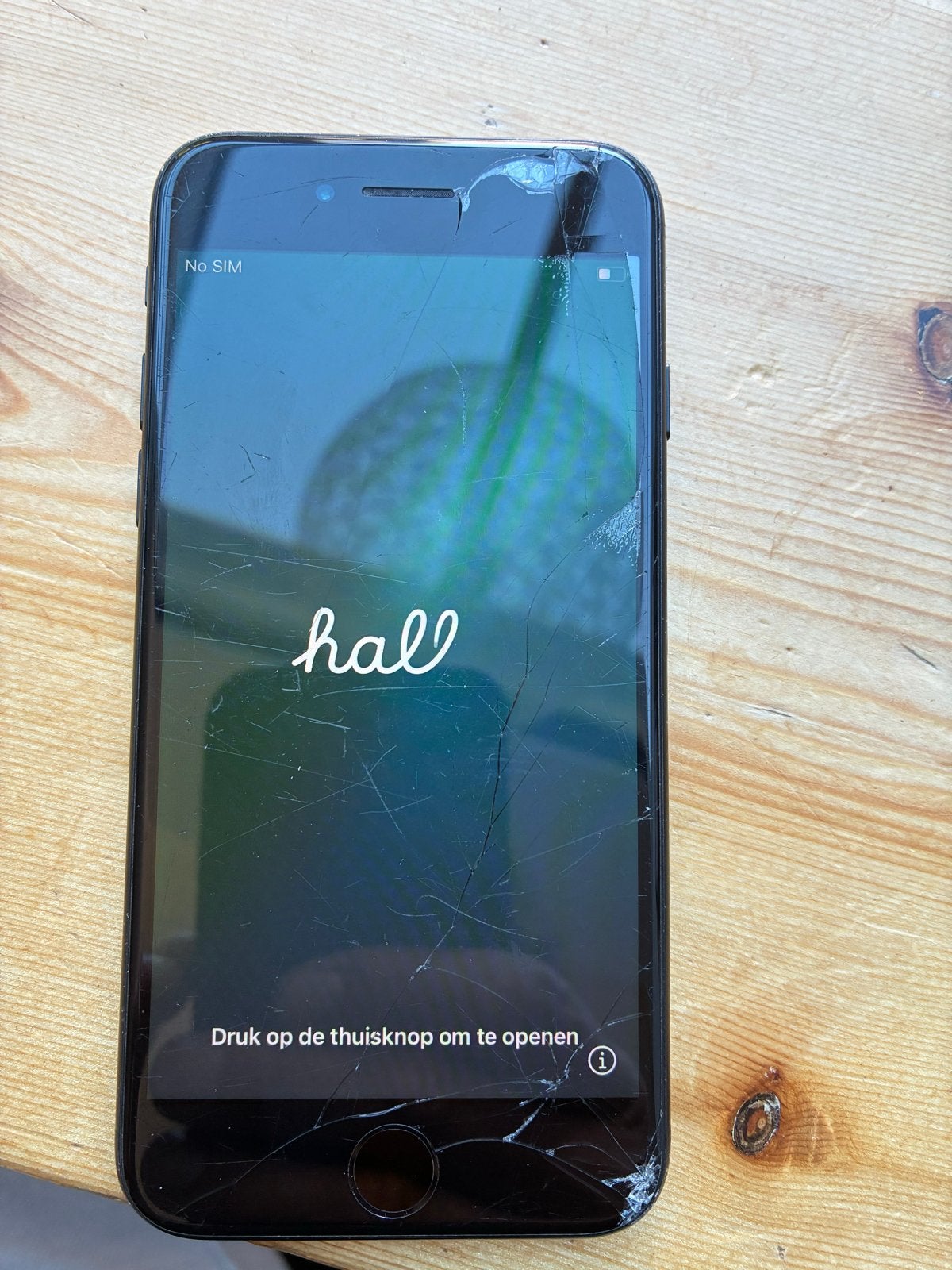 iPhone SE 2020 128GB Zwart - Gebarsten Scherm en Achterkant, Zwart, Ophalen of Verzenden, Zonder simlock, IPhone SE (2020)