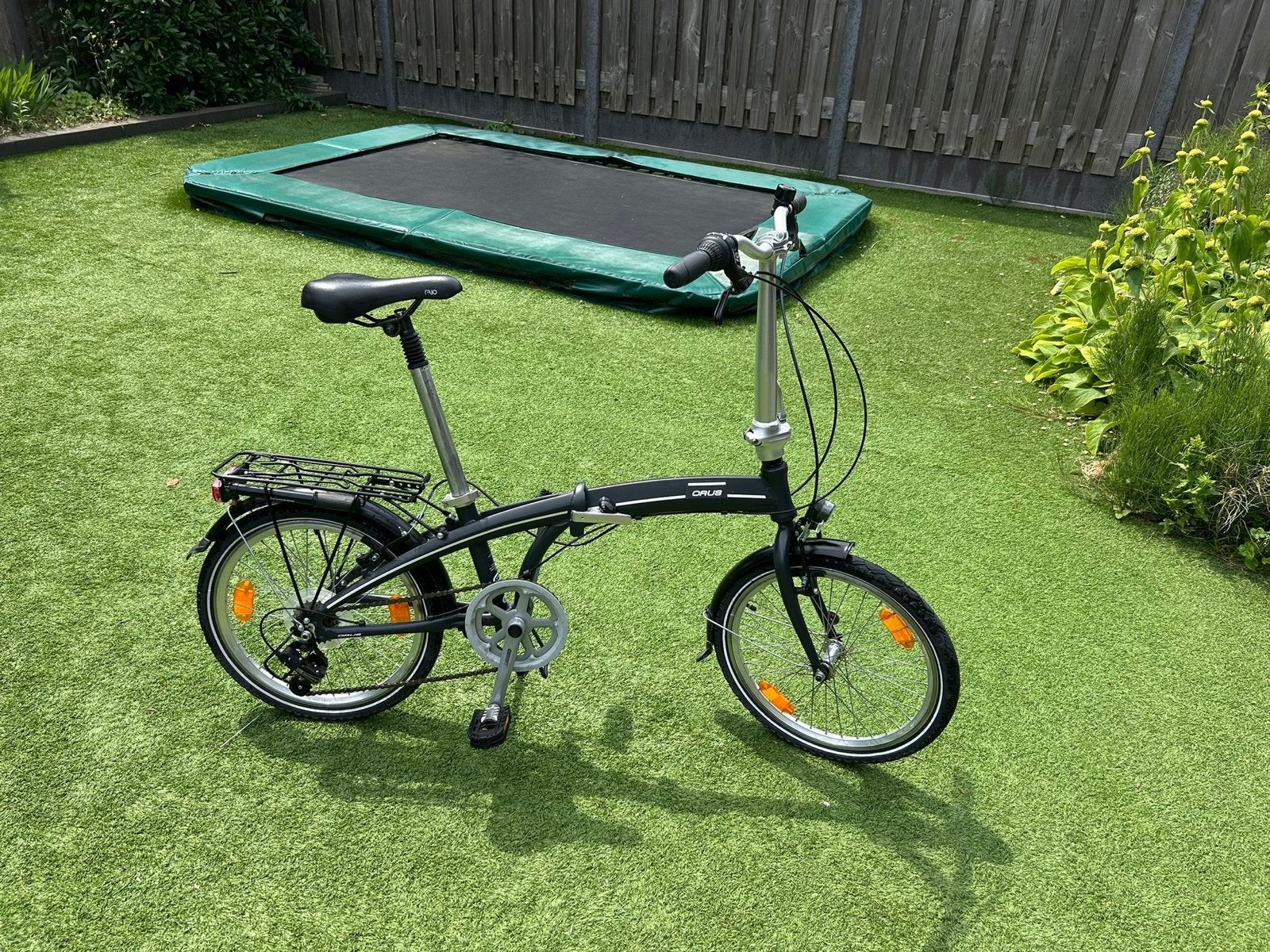 Opvouwbare fiets Orus, Fietsen en Brommers, Fietsen | Vouwfietsen, 20 inch of meer, Velgrem, Versnellingen, Zo goed als nieuw