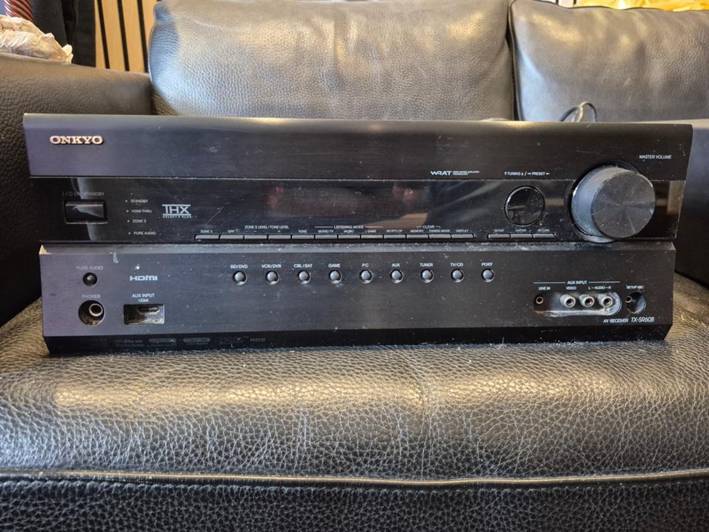 2 Onkyo Receivers, 2 Harman Kardon Subwoofers & Diverse Boxe, Ophalen, 120 watt of meer, Onkyo