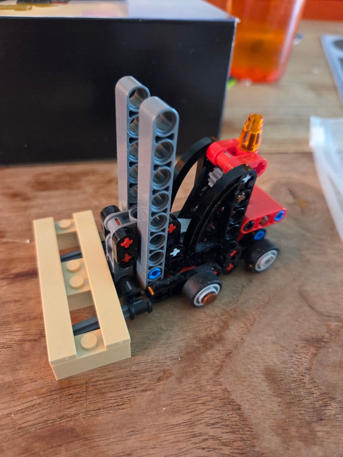 LEGO Technic Mini Heftruck (30655) met pallet en instructies, Ophalen of Verzenden, Zo goed als nieuw, Overige merken