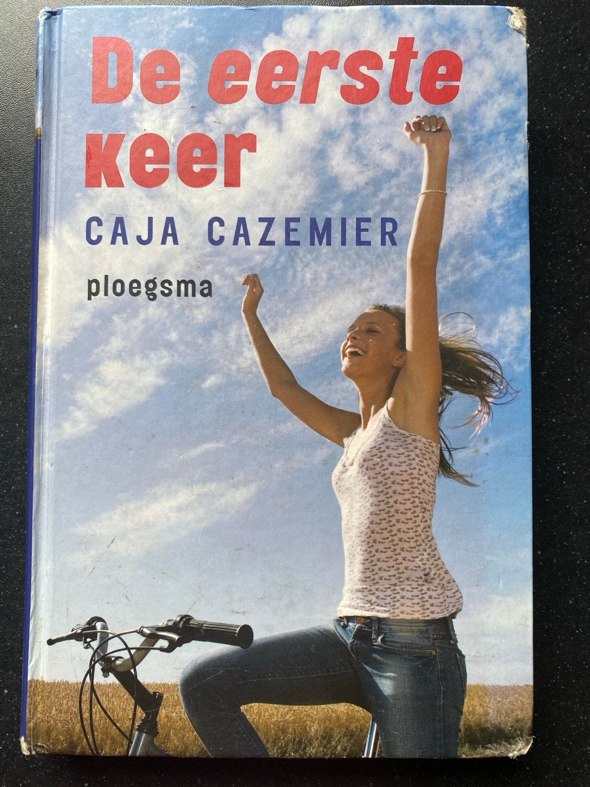 De eerste keer - Caja Cazemier (Jeugdboek), Ophalen of Verzenden, Gelezen, Fictie