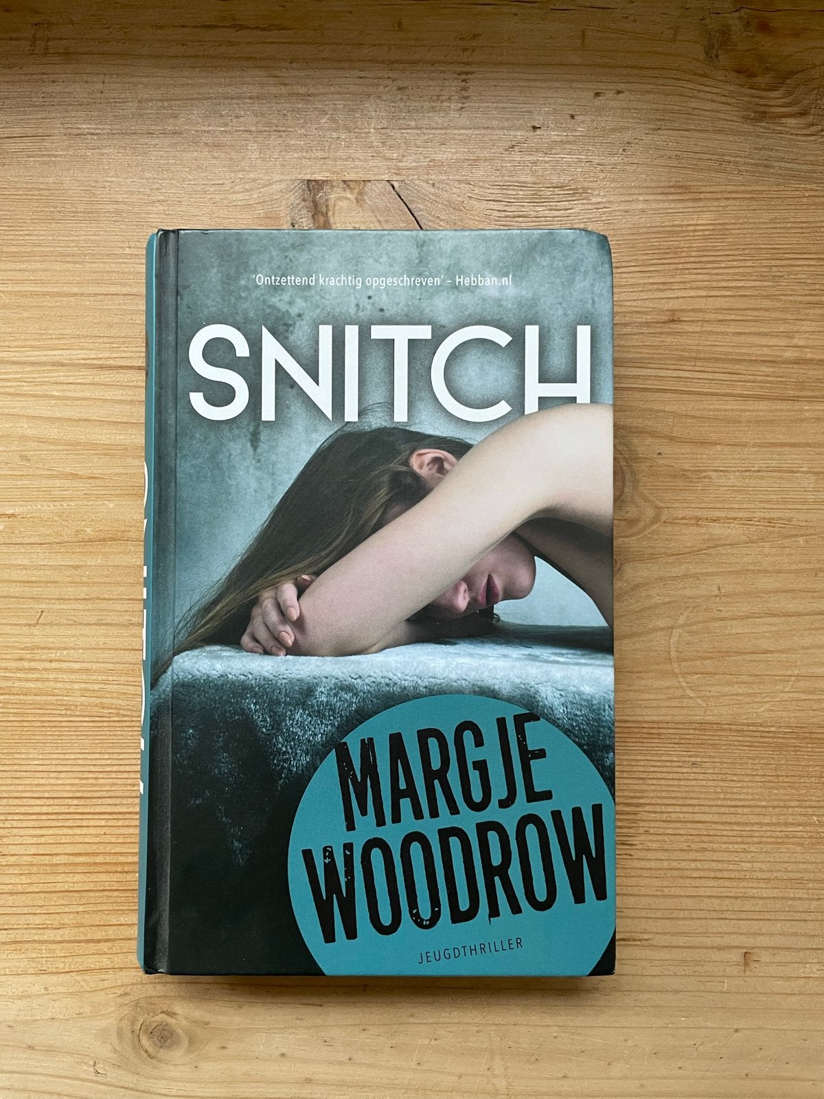 Snitch - Margje Woodrow (Jeugdthriller), Ophalen of Verzenden, Zo goed als nieuw, Nederland