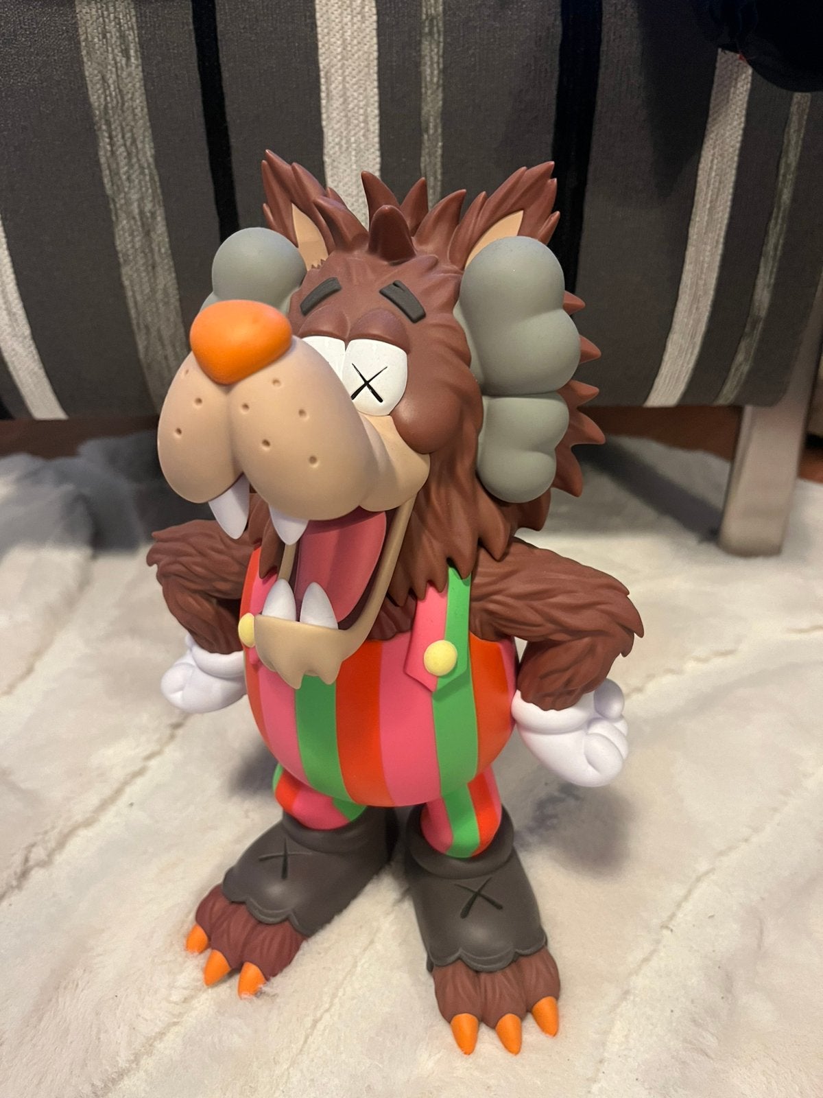 Kaws *Frute Brute*, Ophalen of Verzenden, Beeld, Meerkleurig