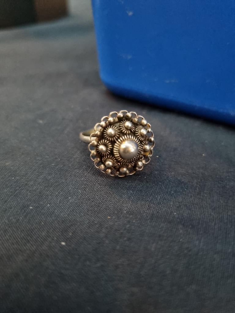 Zilveren ring met Zeeuwse knoop, Ophalen of Verzenden, Zilver, Zilver, Dame