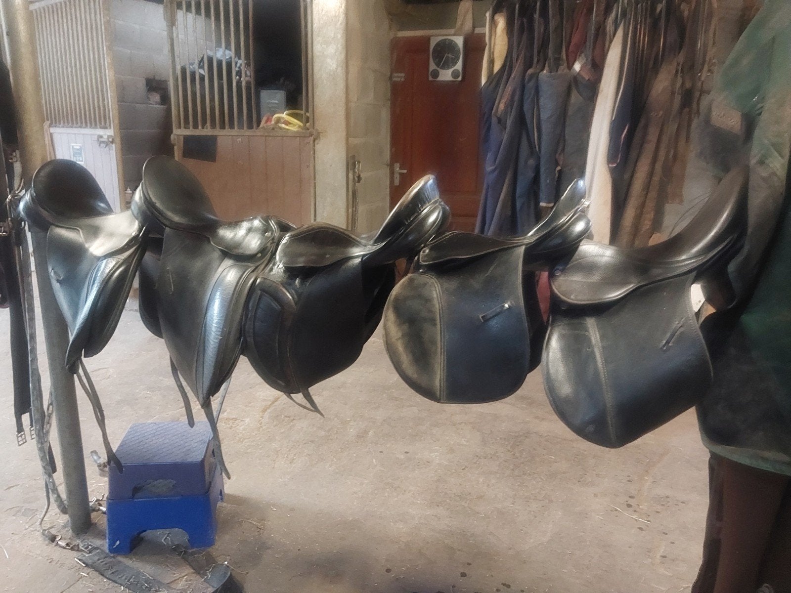 verschillende zadels, Dieren en Toebehoren, Ophalen