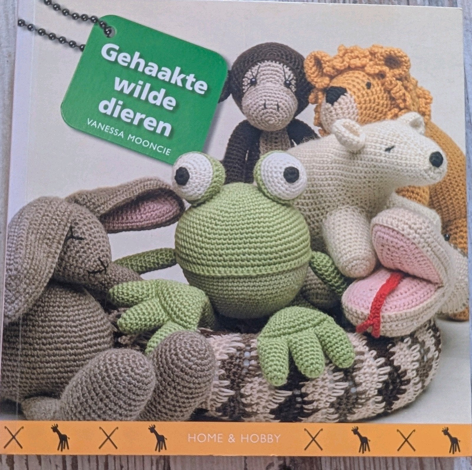 Gehaakte wilde dieren - Haakboek van Vanessa Mooncie, Ophalen of Verzenden, Gebruikt, Haken, Patroon of Boek