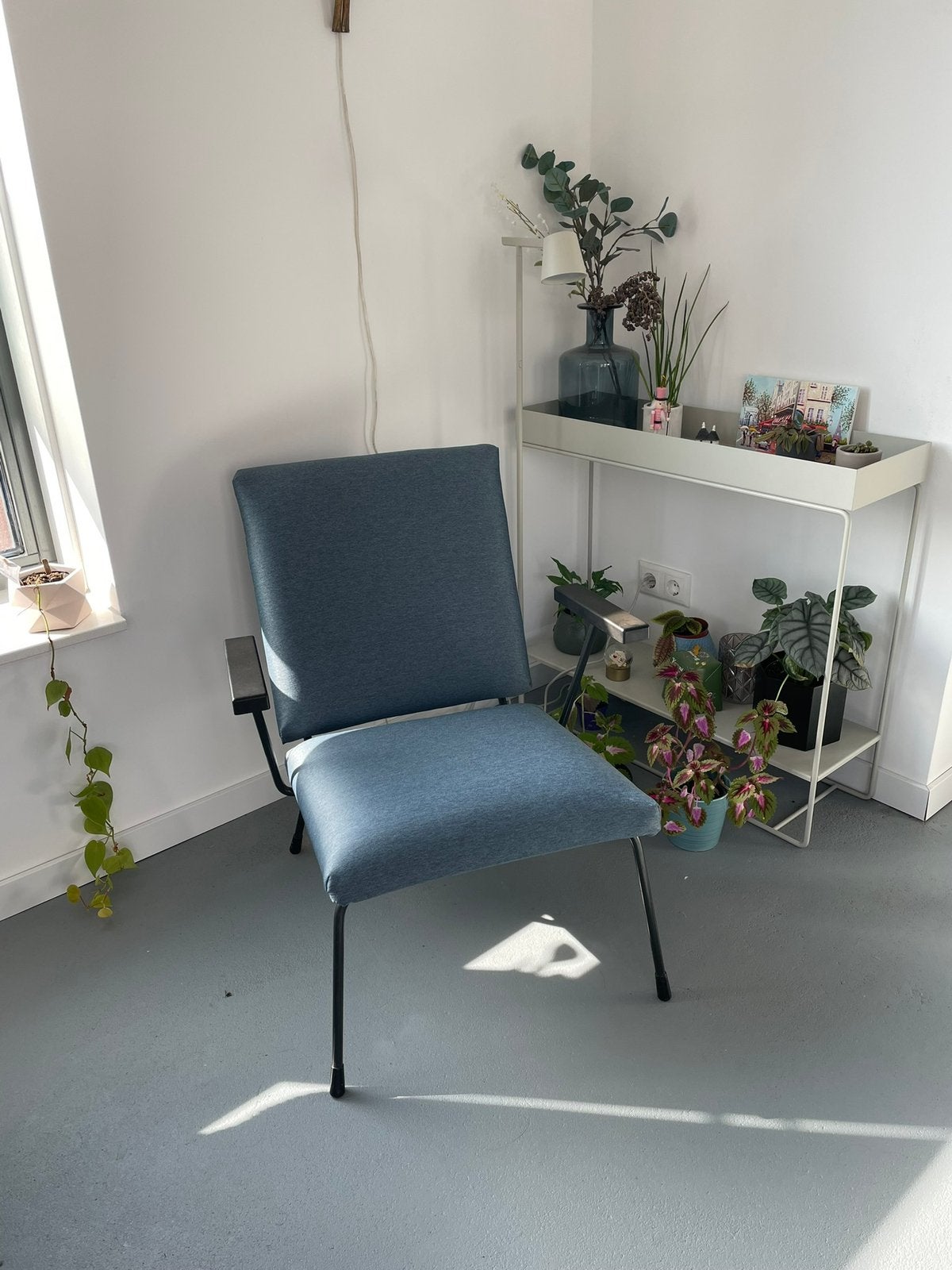 Gispen 1407 stoel fauteuil nieuw bekleed vintage retro, Eenpersoons, Ophalen of Verzenden, Zo goed als nieuw, Minder dan 150 cm