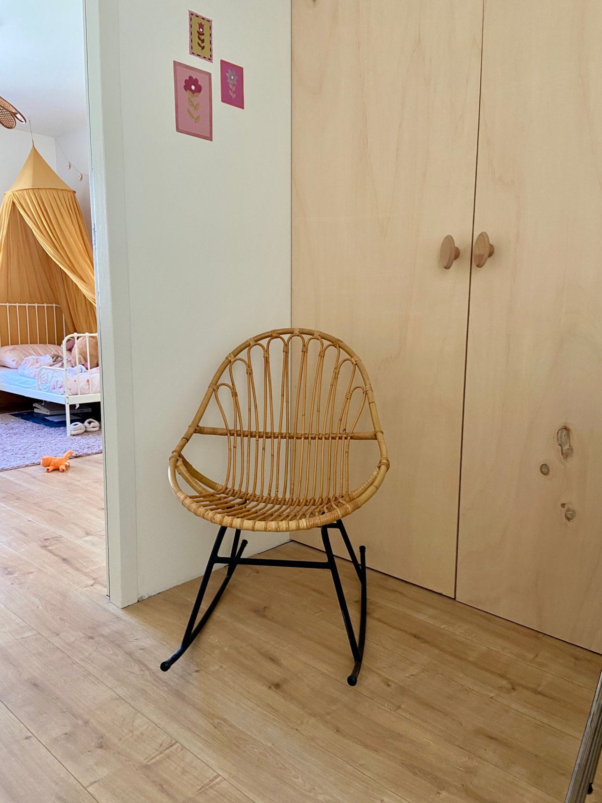 Rotan schommelstoel, Ophalen, Zo goed als nieuw, Zitmeubel