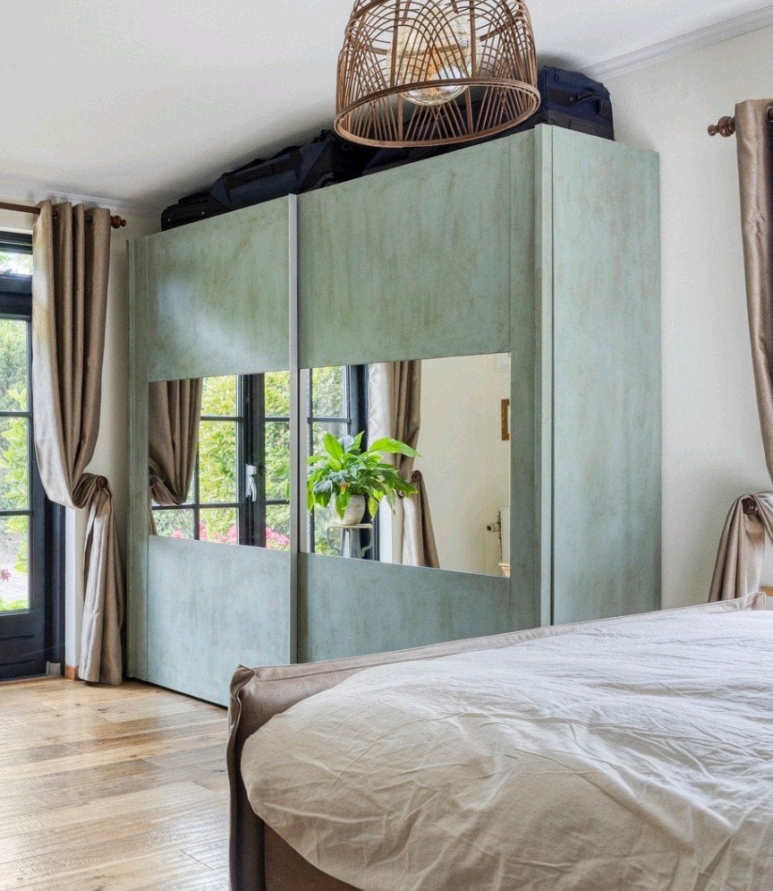 Grote kledingkast met spiegeldeuren, Huis en Inrichting, Kasten | Kledingkasten, Gebruikt, 200 cm of meer, 150 tot 200 cm, Ophalen of Verzenden