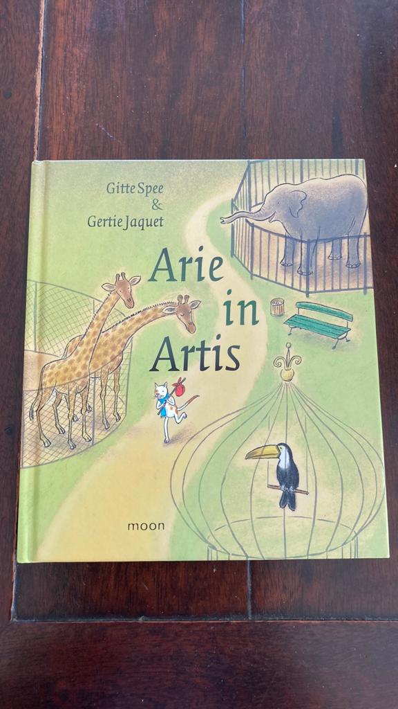 Gitte Spee - Arie in Artis, Gitte Spee, Fictie algemeen, Ophalen of Verzenden, Zo goed als nieuw