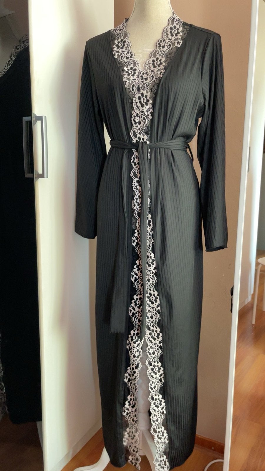 Zwarte kimono met kant, maat S-M/L, Zwart, Ophalen of Verzenden, Zo goed als nieuw, Maat 36 (S)