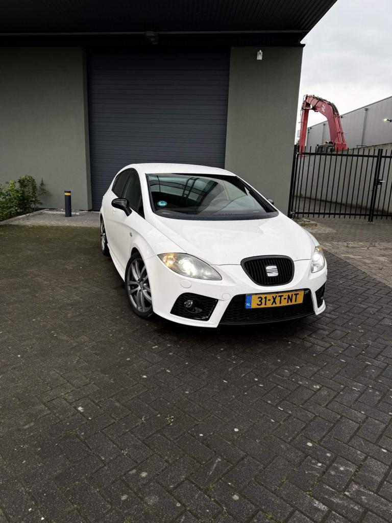 Seat Leon 2.0 Tfsi 16V 177KW Cupra 2007 Wit, Voorwielaandrijving, 1984 cc, Leon, Wit