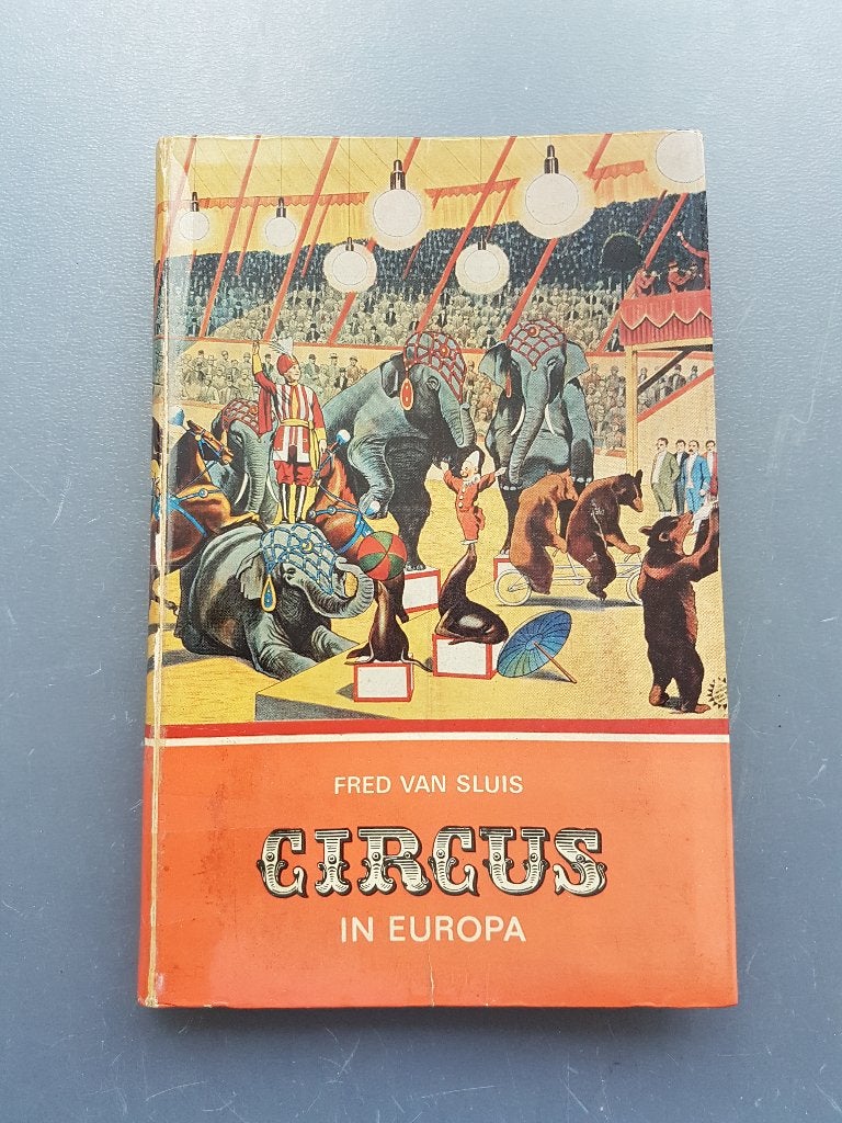 Circus in Europa - Fred van Sluis (Boek), Boeken, Kunst en Cultuur | Dans en Theater, Ophalen of Verzenden, Overige onderwerpen