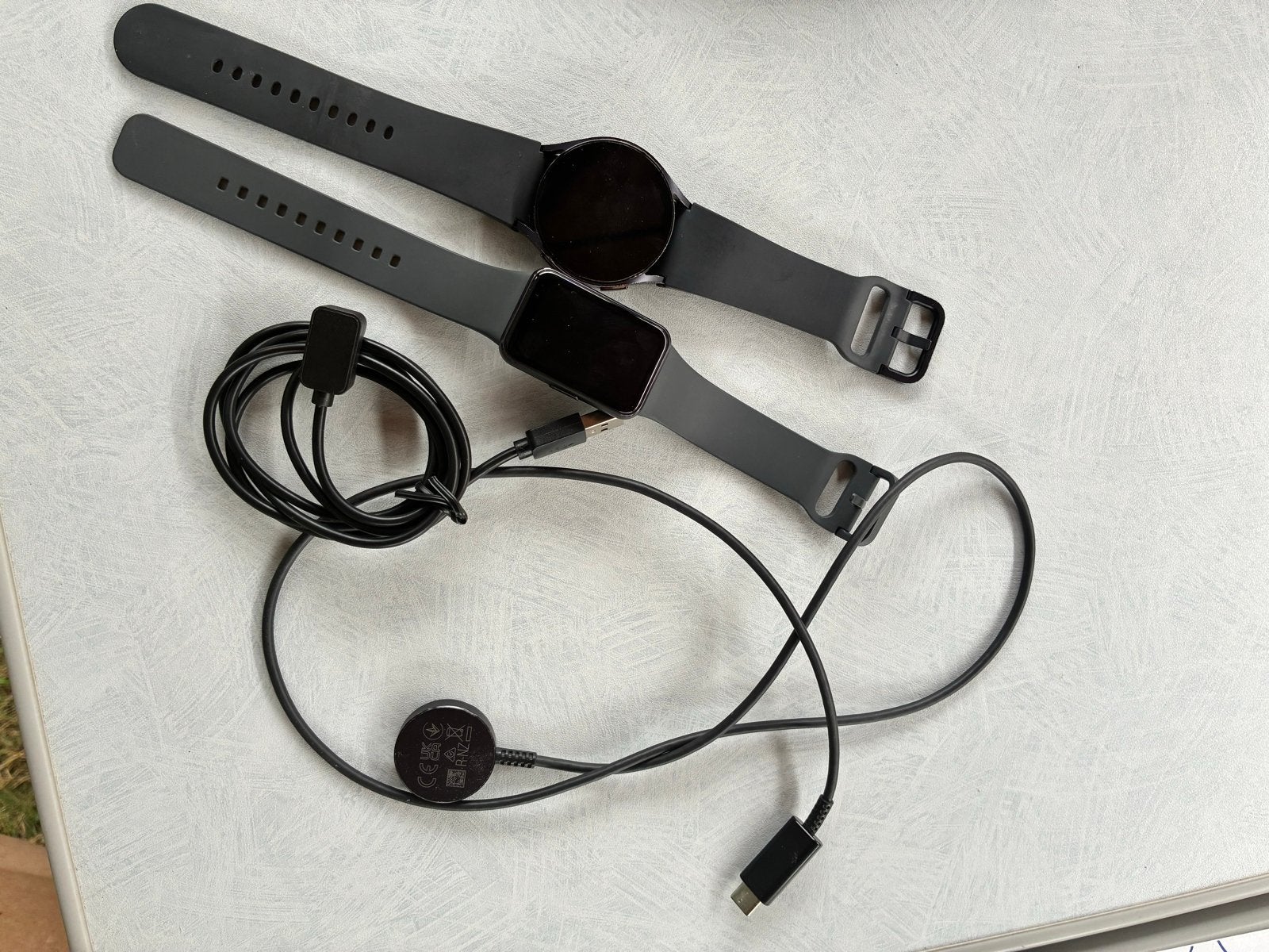 Samsung Fitibit 3 & Galaxy Watch 6 met opladers, Ophalen, Hartslag, Gebruikt, Zwart