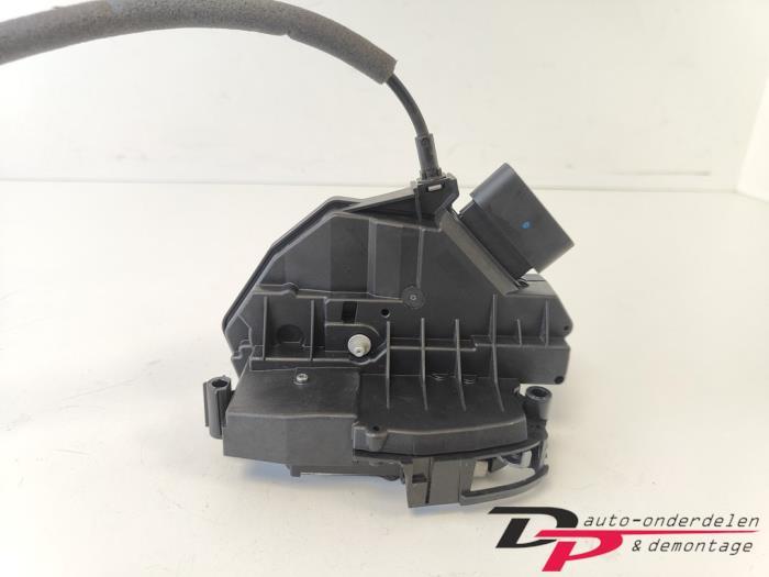 Deurslot Mechaniek 4Deurs rechts-voor van een Ford Focus, Auto-onderdelen, Gebruikt, -, -, Ophalen of Verzenden