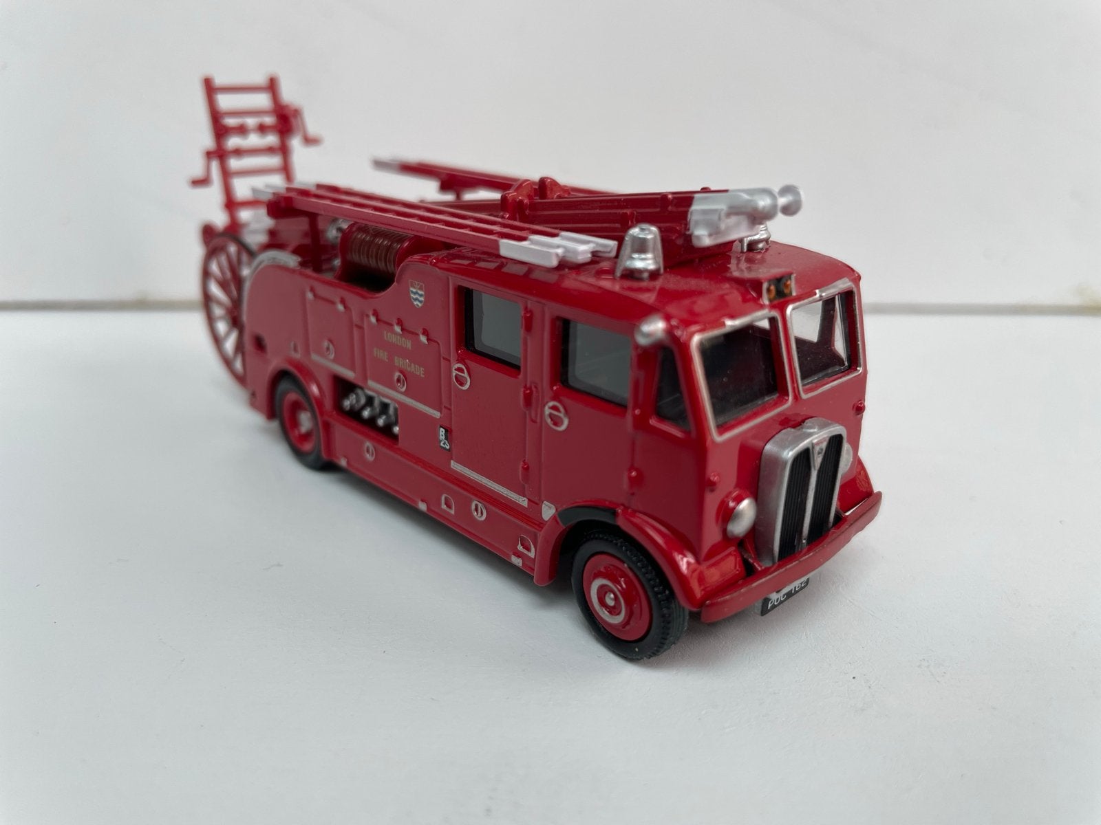 Oxford Diecast London Fire Brigade Brandweerwagen, Ophalen of Verzenden, Zo goed als nieuw, Overige merken