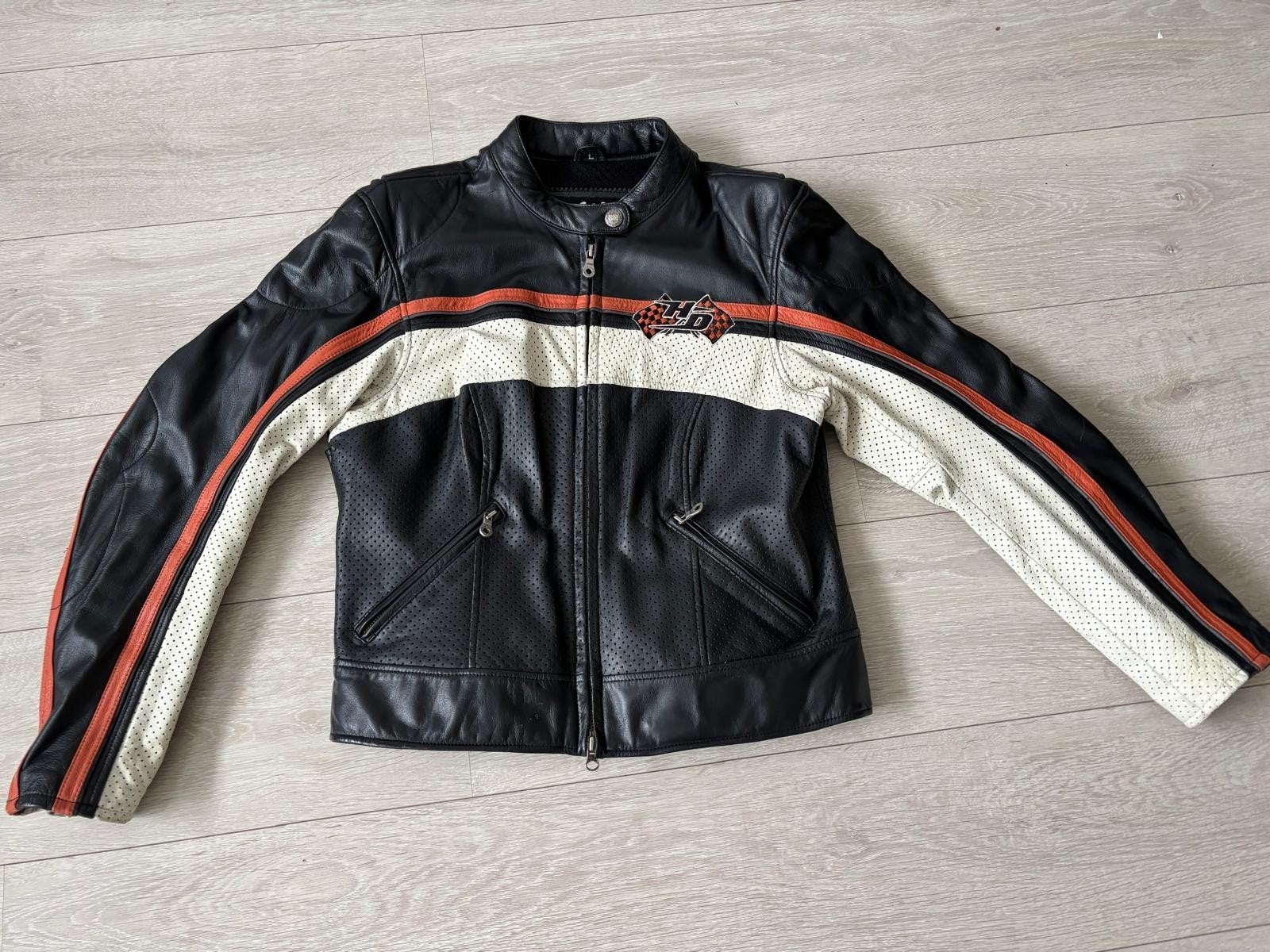 Harley-Davidson dames Leren Motorjas - Zwart/Wit/Oranje, Motoren, Kleding | Motorkleding, Jas | leer, Dames, Tweedehands, Ophalen of Verzenden