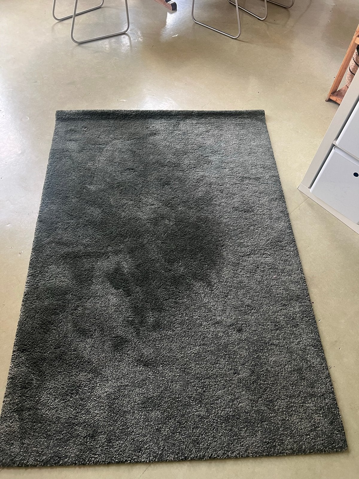 Foto 3 van Groene vloerkleed - Zo goed als nieuw