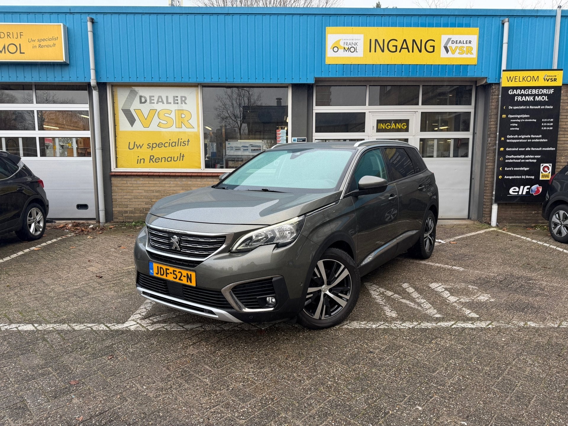 Peugeot 5008 1.2 PureTech Allure |7Pers.|Camera|Carplay|, Gebruikt, Euro 6, 1199 cc, 7 stoelen