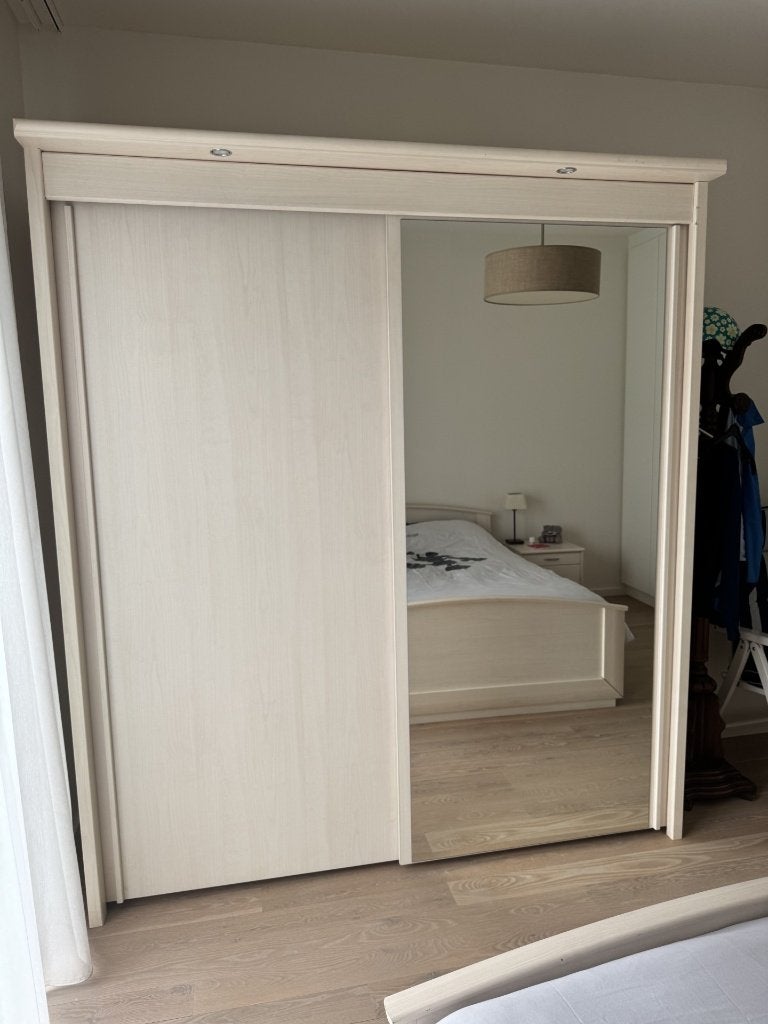 kleerkast, Ophalen, Gebruikt, 25 tot 50 cm, Minder dan 100 cm