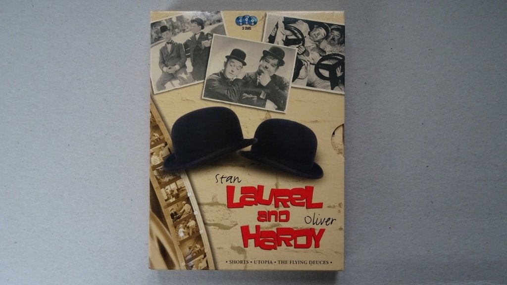 3 DVD’s van Stan Laurel en Oliver Hardy, Alle leeftijden, Ophalen of Verzenden, Zo goed als nieuw, Tv-programma of Sketches