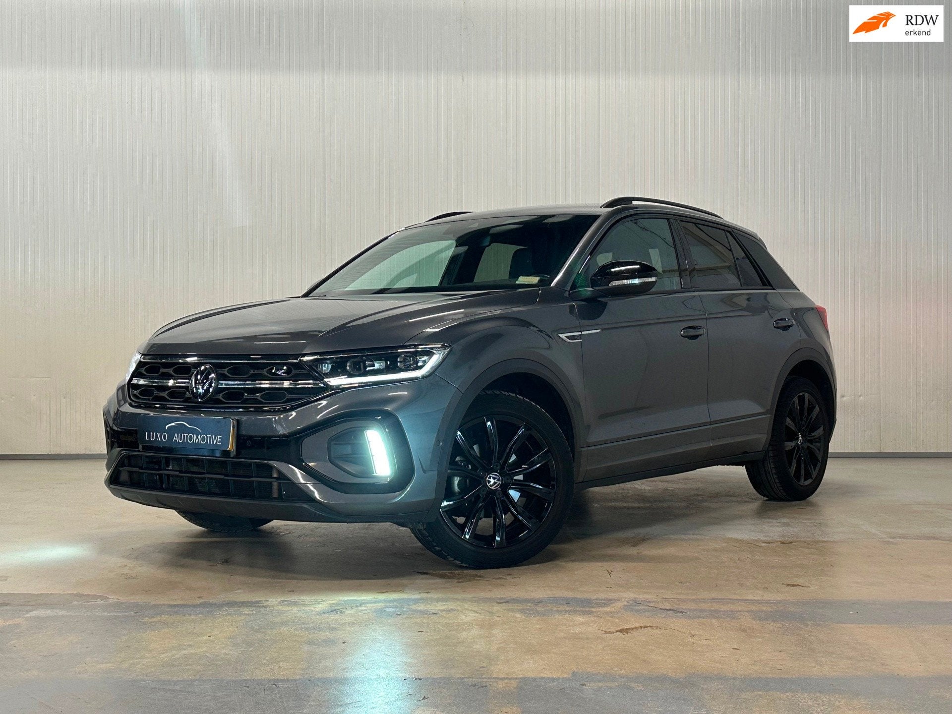Volkswagen T-Roc 1.5 TSI R-Line Business | CAMERA | IQ DRIVE, Auto's, Volkswagen, Euro 6, 4 cilinders, 150 pk, Automatische klimaatregeling