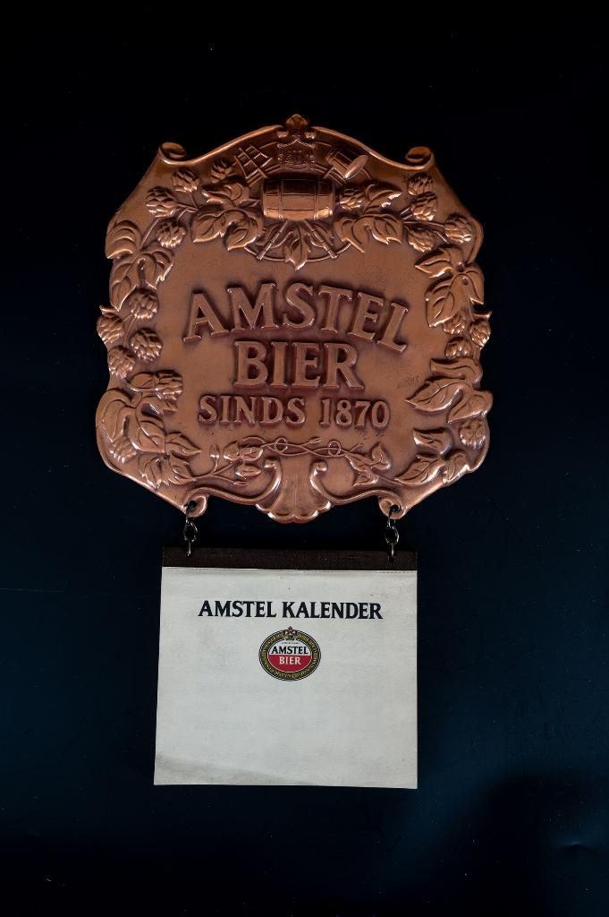 Mooie oude Amstel kalender 1981, Verzamelen, Merken en Reclamevoorwerpen, Zo goed als nieuw, Reclamebord, Ophalen of Verzenden