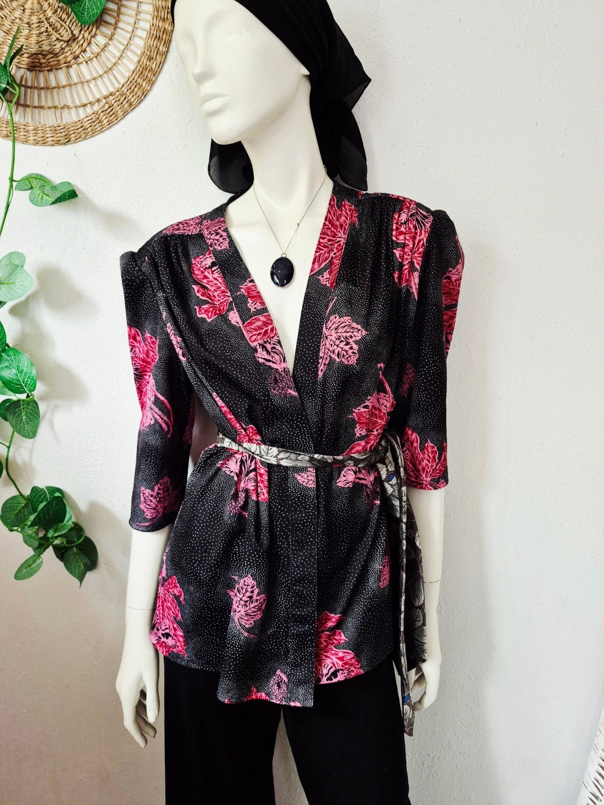 Vintage kimono blouse S-XL, Kleding | Dames, Blouses en Tunieken, Vintage, Ophalen of Verzenden, Zo goed als nieuw, Maat 46/48 (XL) of groter