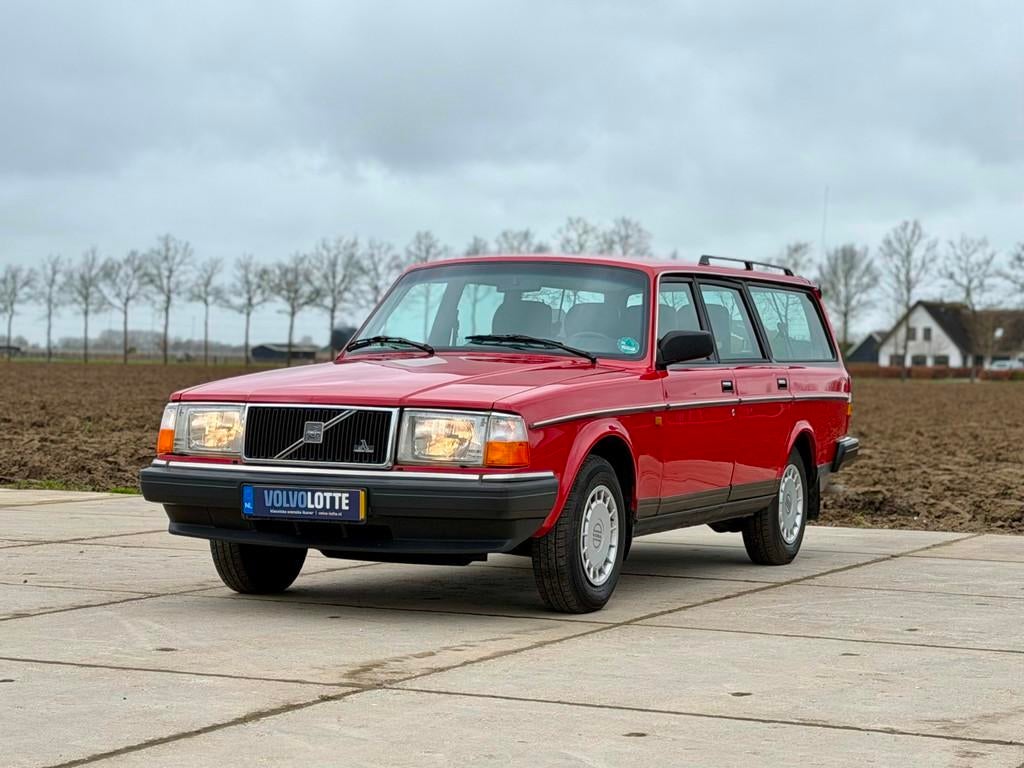 Volvo 240 2.3 GL, Automaat, Gebruikt, Zwart, 4 cilinders