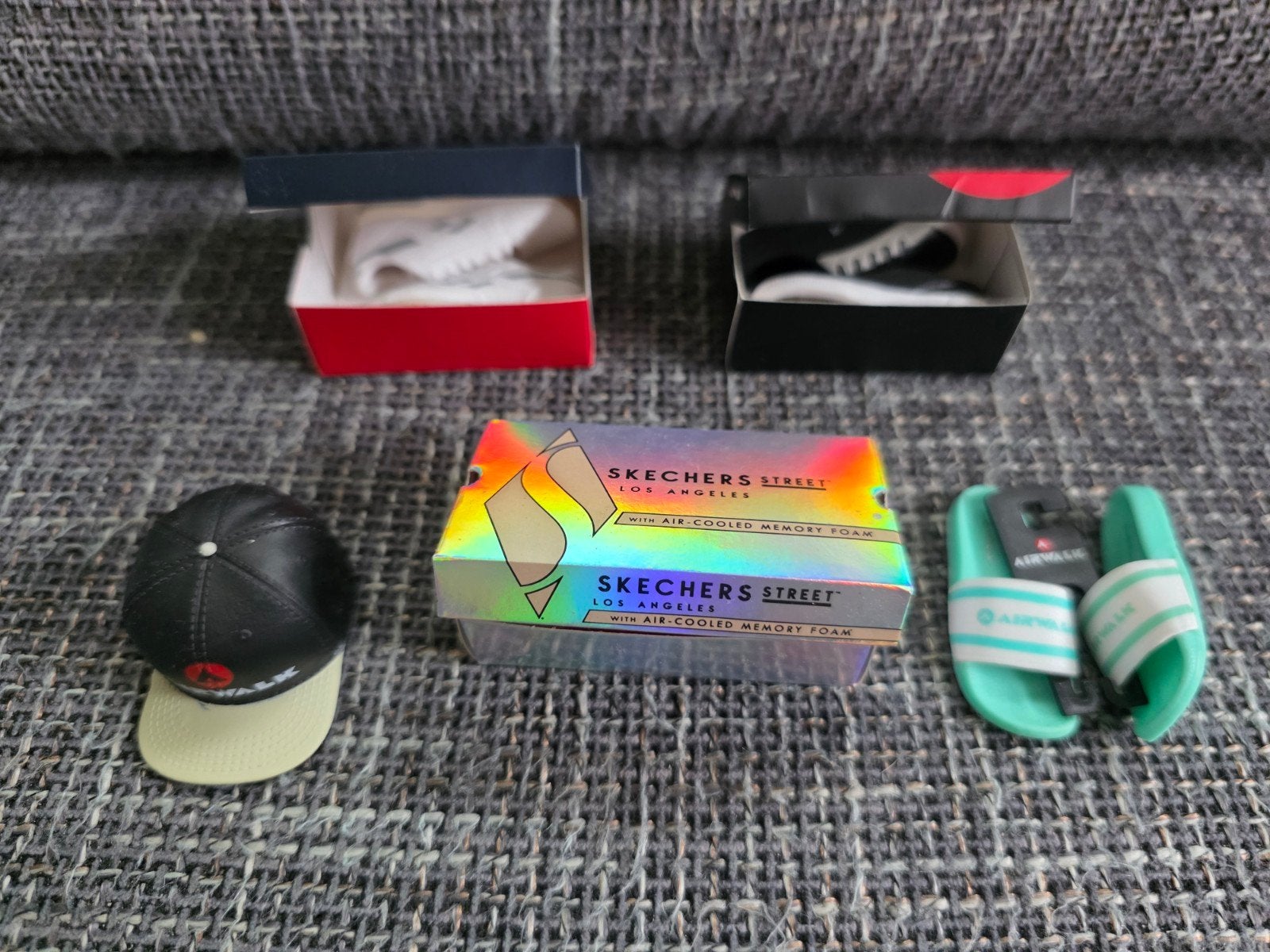 Nieuwe mini brands skechers , reebok etc, Ophalen, Nieuw