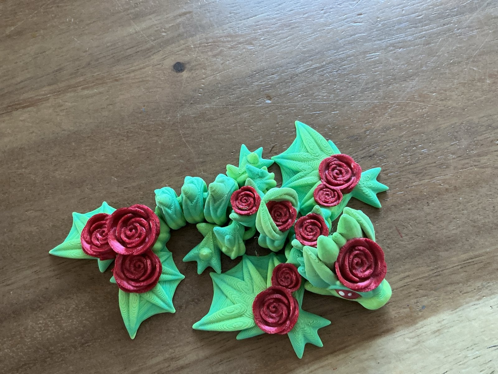 Flexibele 3D-geprinte draak met rozen, Ophalen of Verzenden, Nieuw