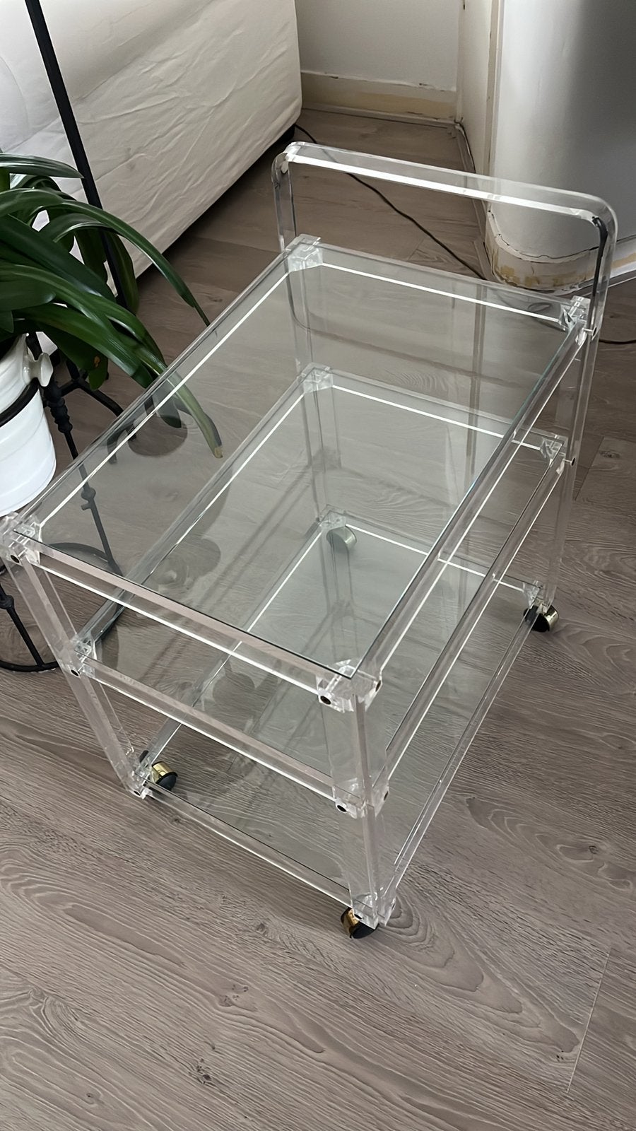 Serveerwagen perspex met glas Hollywood style, Huis en Inrichting, Ophalen, Zo goed als nieuw