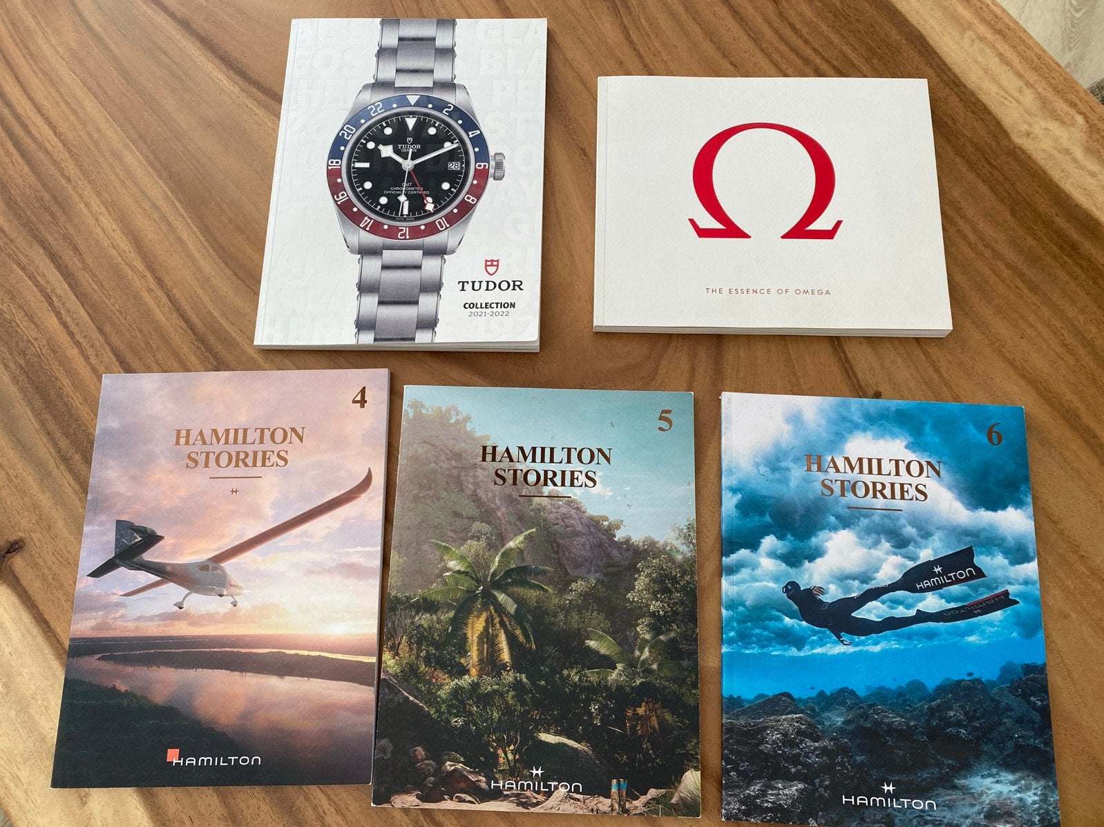 Horloge Catalogus Collectie: Hamilton, Tudor, Omega, Ophalen of Verzenden, Zo goed als nieuw, Catalogus