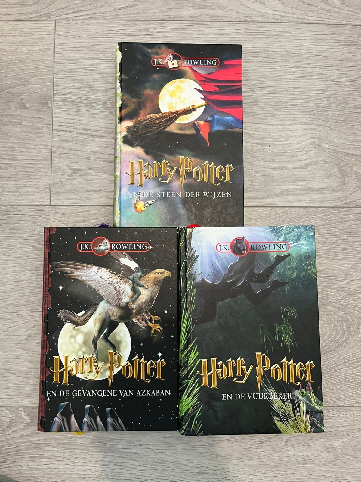 Harry potter deel 1,3 en 4 nederlands., Boeken, Fantasy, Zo goed als nieuw, Ophalen of Verzenden