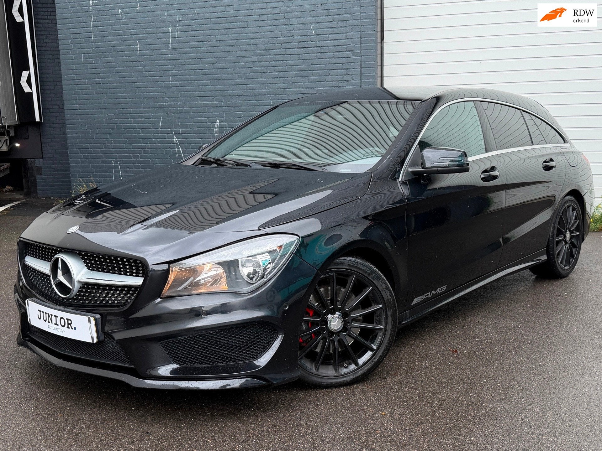 Mercedes-Benz CLA-klasse Shooting Brake 220 CDI AMG PAKKET L, Auto's, CLA, Gebruikt, 4 cilinders, Leder