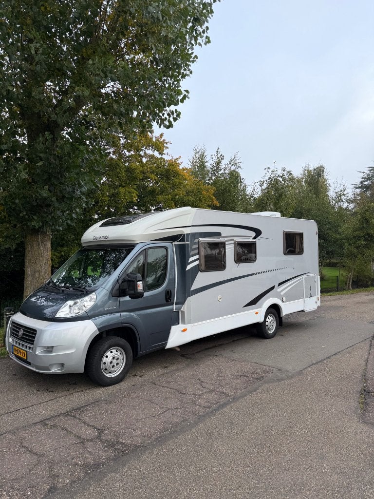 Dethleffs Glucksmobil 69 T met Queensbed en 2x Airco  2014, Caravans en Kamperen, Campers, Niet ingevuld, 7 tot 8 meter, Bedrijf