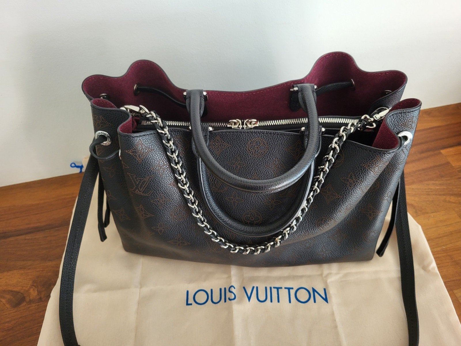 Zwarte kalfsleren tas LV Monogram Mahina Bella Tote, Ophalen of Verzenden, Zo goed als nieuw, Zwart, Handtas