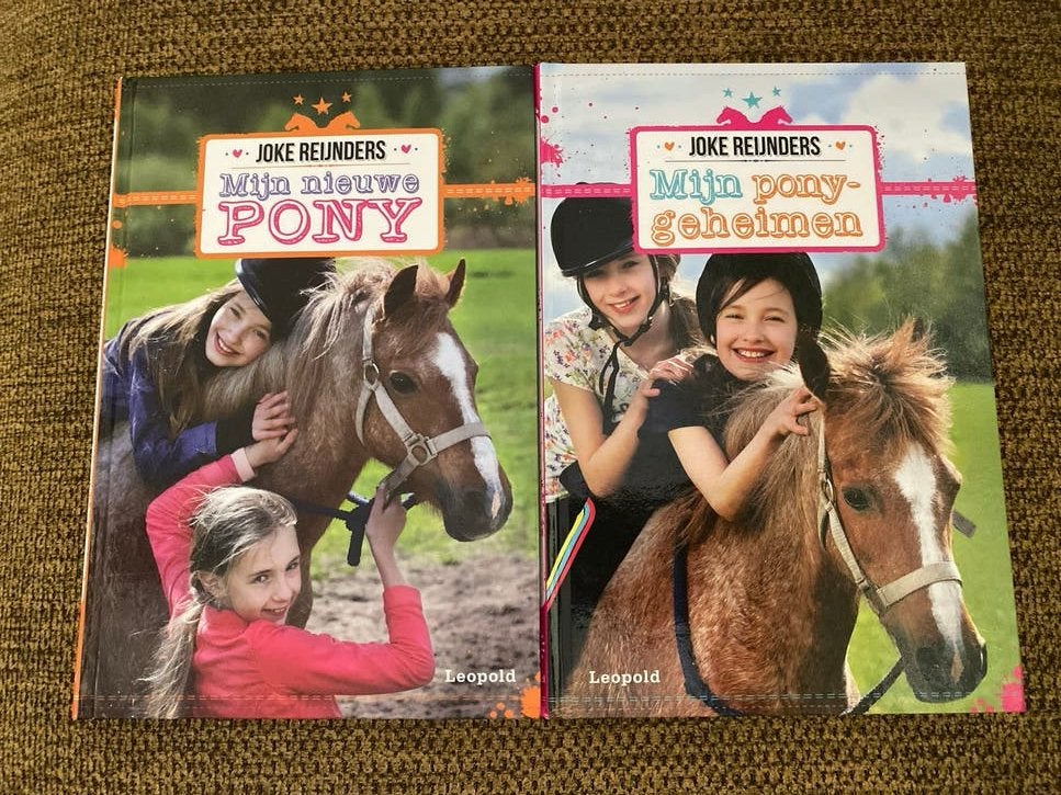 Mijn nieuwe pony & Mijn ponygeheimen - Joke Reijnders, Ophalen of Verzenden, Zo goed als nieuw, Fictie