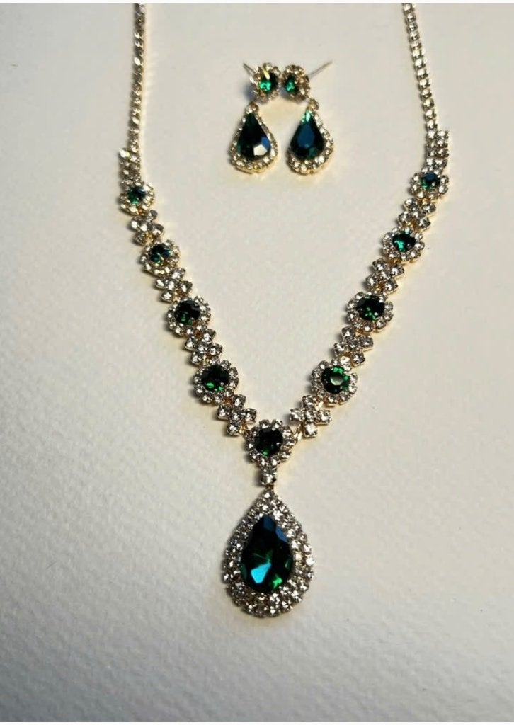 Sieraden set ketting met oorbellen (smaragd) groene kleur, Overige materialen, Nieuw, Ophalen of Verzenden, X