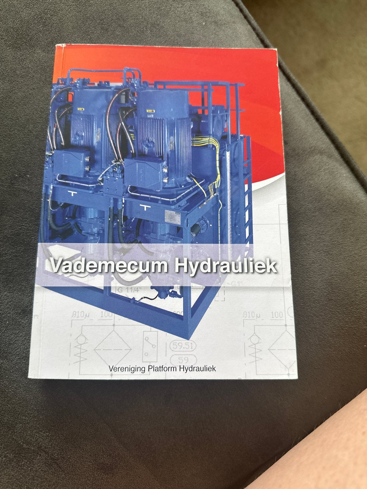 Vademecum Hydrauliek - Vereniging Platform Hydrauliek, Ophalen of Verzenden, Zo goed als nieuw, Werktuigbouwkunde