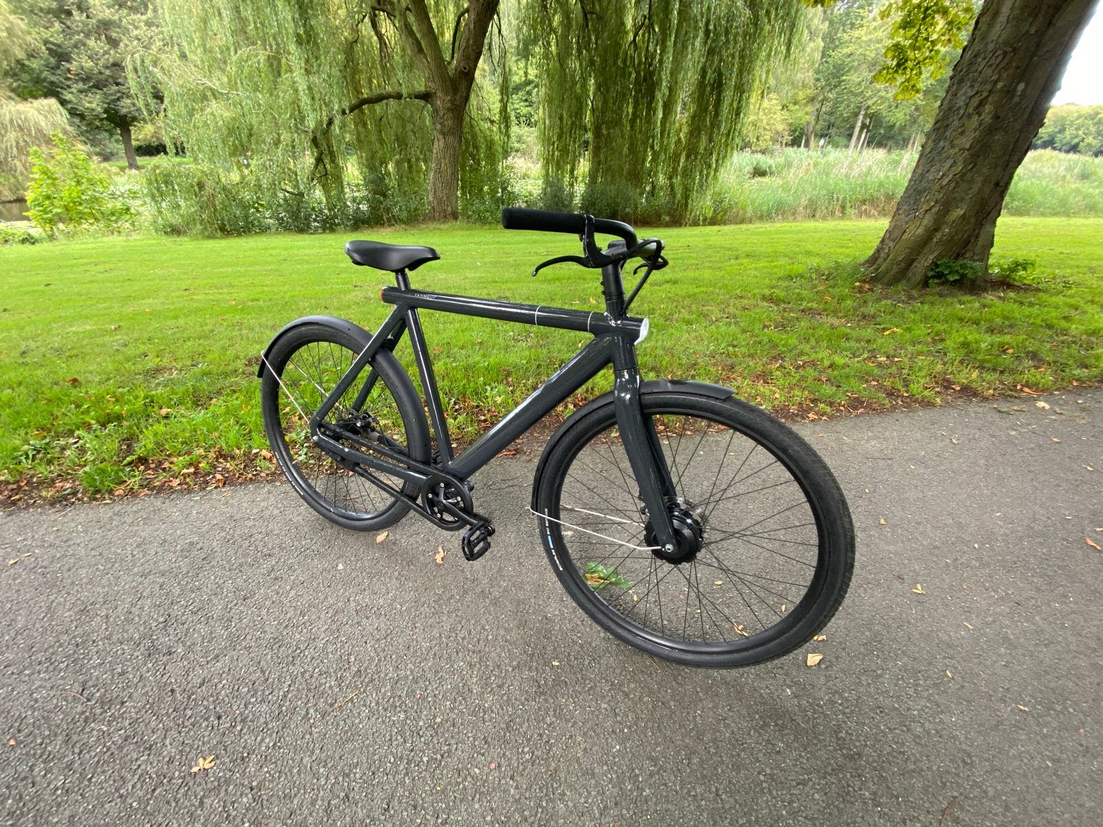 VanMoof S2 Dark Gray - Zo goed als nieuw (1100km), Fietsen en Brommers, Ophalen of Verzenden, Zo goed als nieuw
