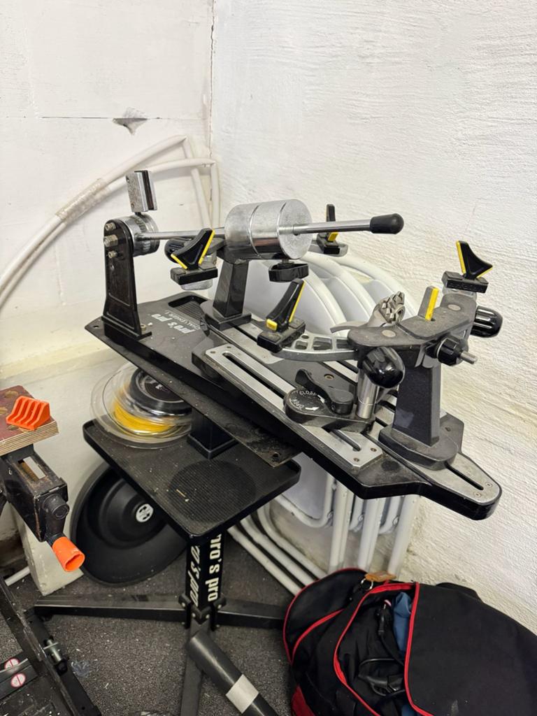 Bespanmachine Pro’s Pro, Sport en Fitness, Tennis, Ophalen, Gebruikt, Racket, Overige merken