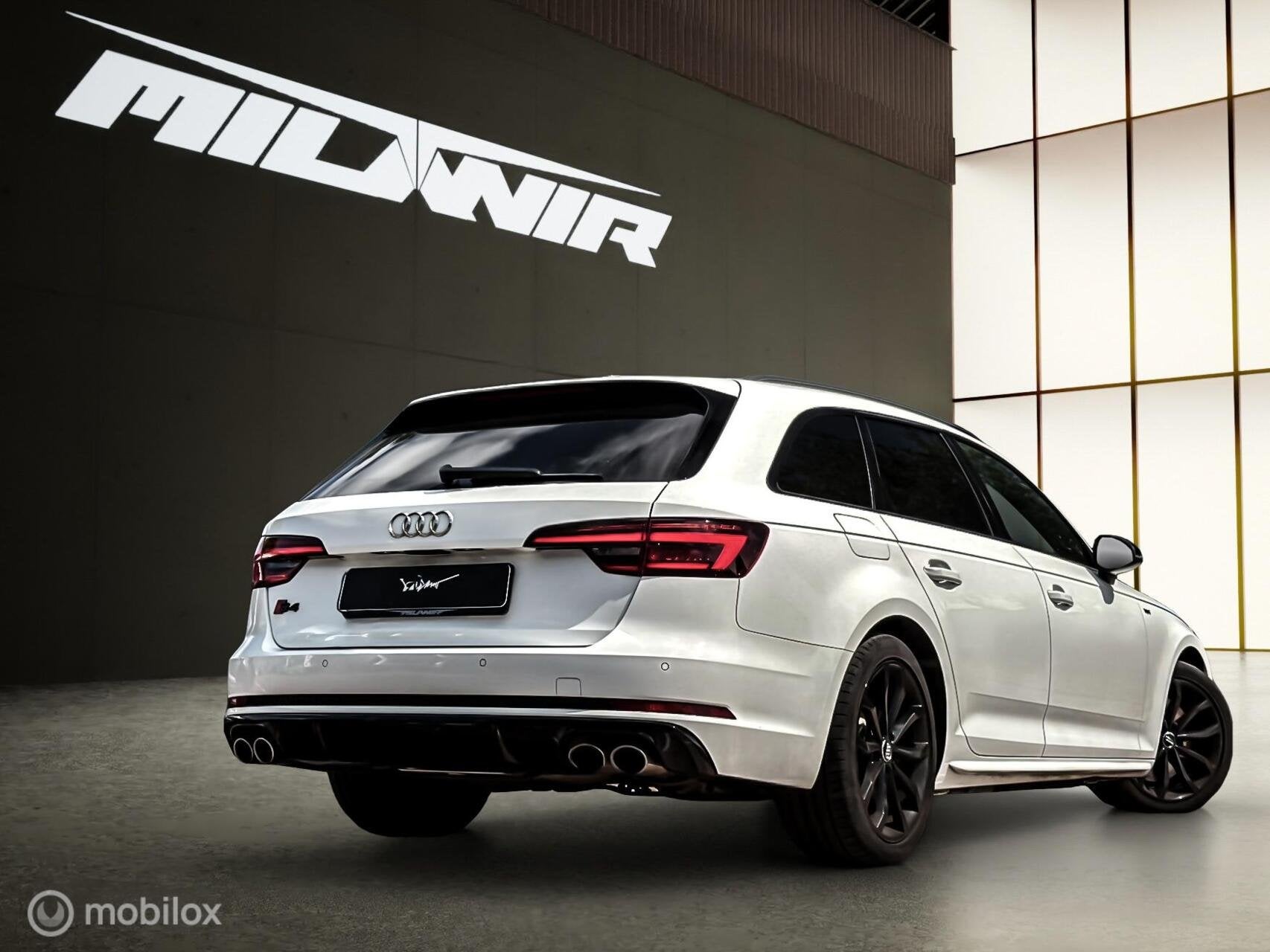 Audi S4 Avant 3.0 TFSI S4 quattro 354pk |Pano |B&O |ACC, 2995 cc, 1650 kg, Leder en Stof, Wit